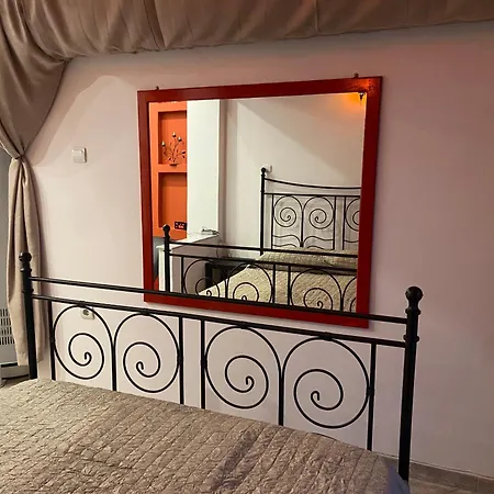 Afroditi Solarium/massage Apartment *