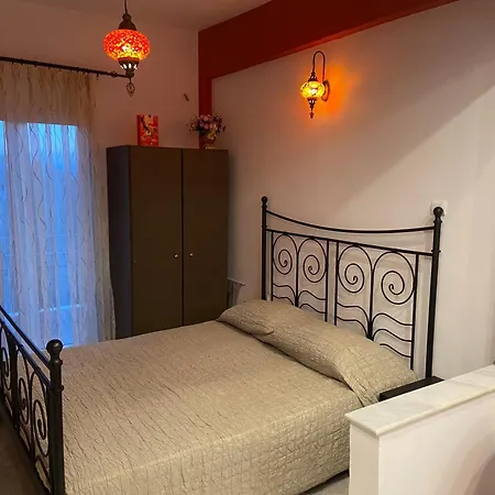 Afroditi Solarium/massage *