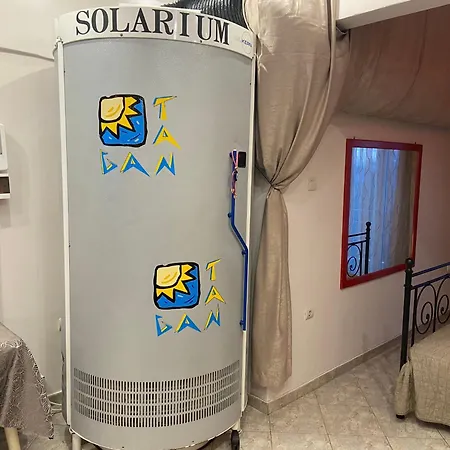 Afroditi Solarium/massage *