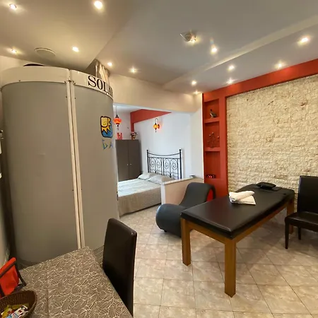 Afroditi Solarium/massage